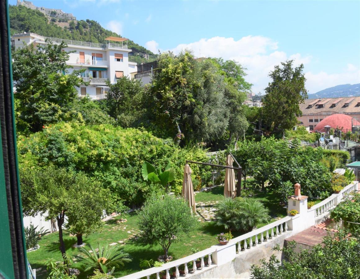 Acquablu Charme Suites - B&B Salerno Kültér fotó